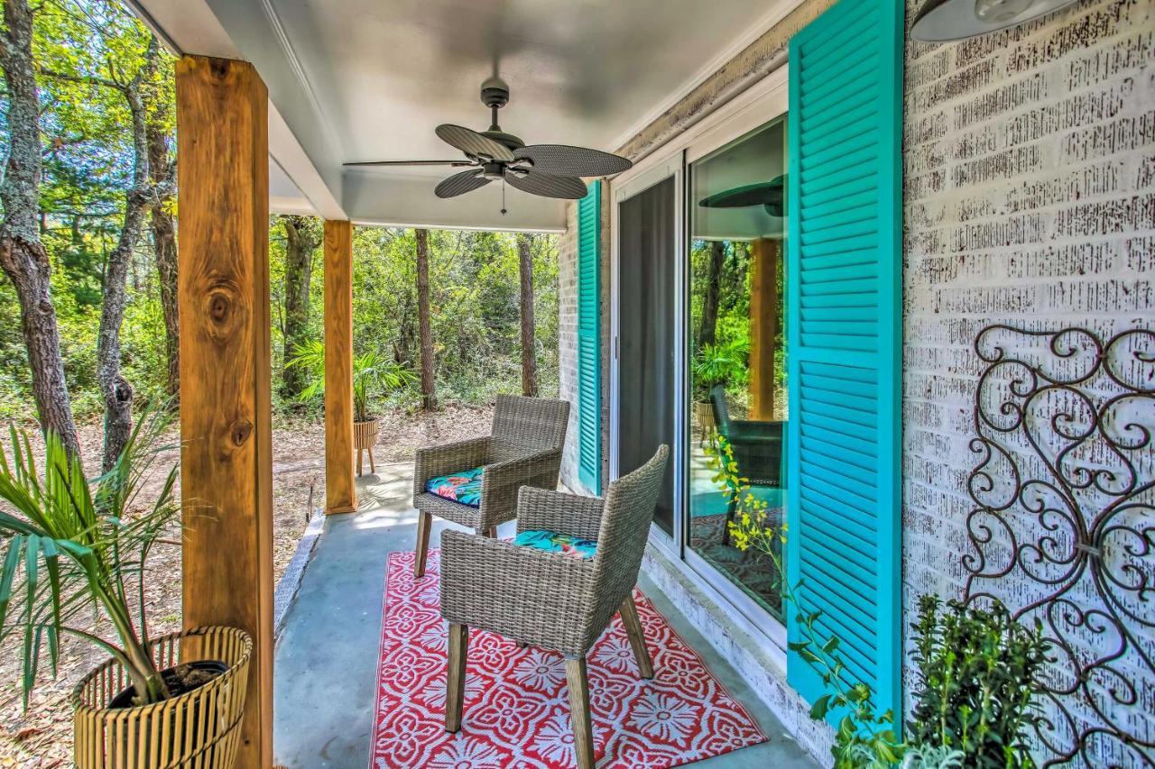 Bright Retreat With Fire Pit - Walk To The Beach! Myrtle Beach Exterior photo